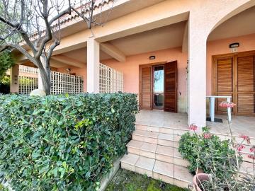 1 - Pollina, Townhouse