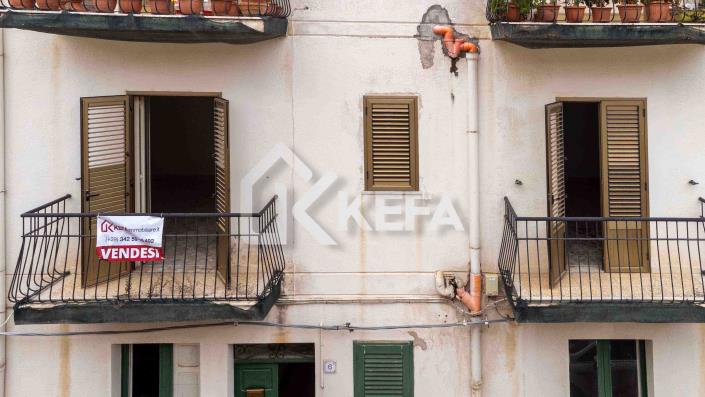 Image No.17-2 Bed Apartment for sale