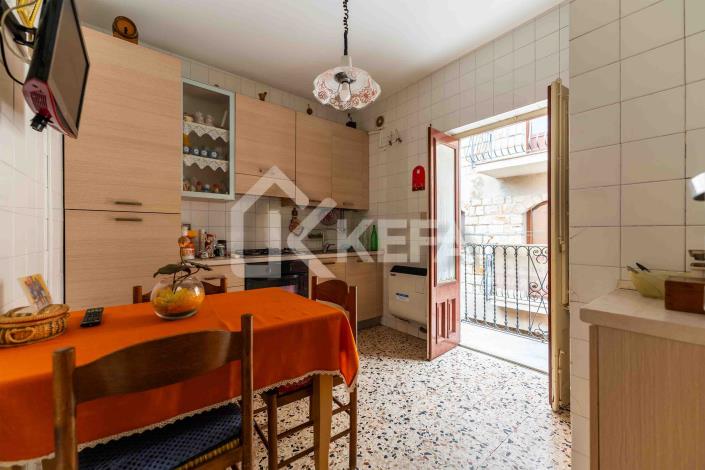 Image No.4-1 Bed Townhouse for sale