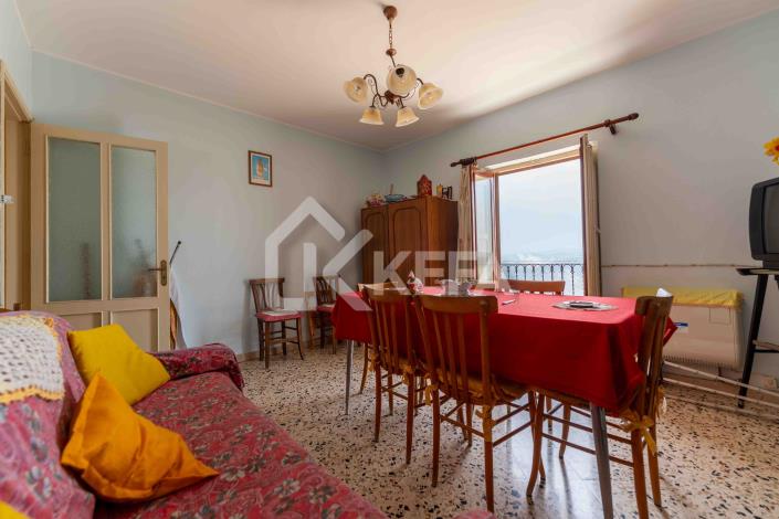 Image No.22-1 Bed Townhouse for sale