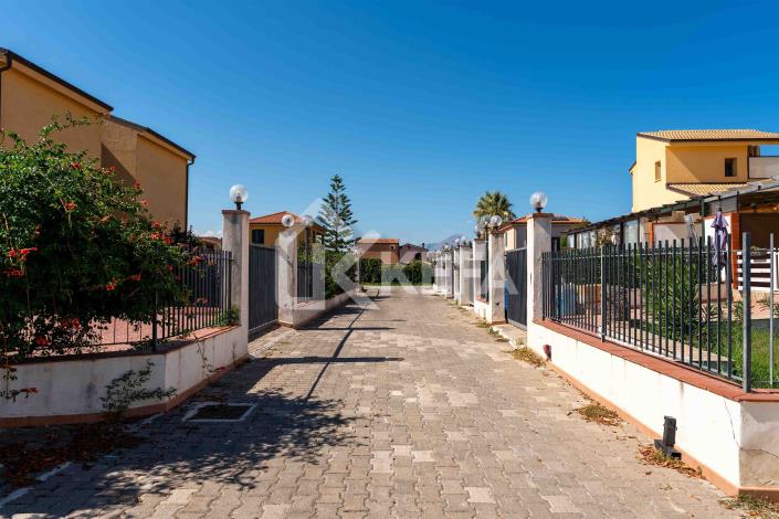 Image No.13-1 Bed Villa for sale