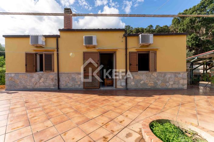 Image No.2-3 Bed Villa for sale