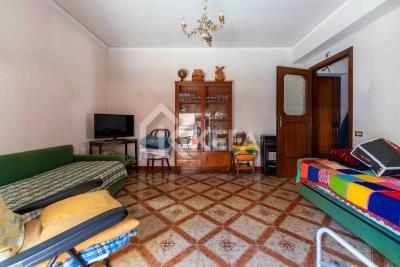 appartamento-con-box-cortile-spinito-kefa--13-