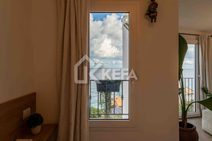 Image No.16-2 Bed Townhouse for sale