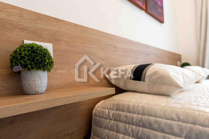 Image No.18-2 Bed Townhouse for sale