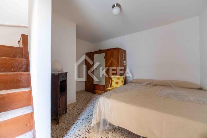 Image No.11-1 Bed Townhouse for sale