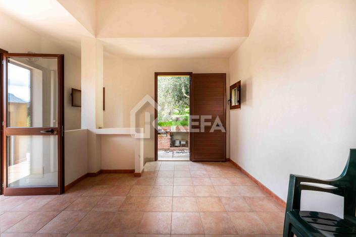 Image No.13-2 Bed Villa / Detached for sale