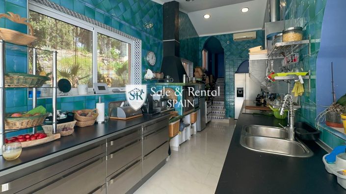 Image No.11-5 Bed Villa for sale