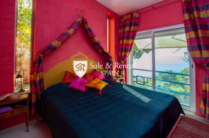 Image No.16-5 Bed Villa for sale