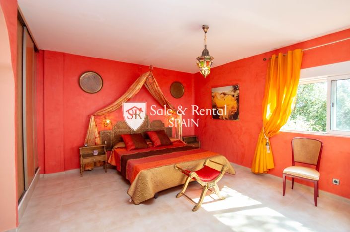 Image No.25-5 Bed Villa for sale