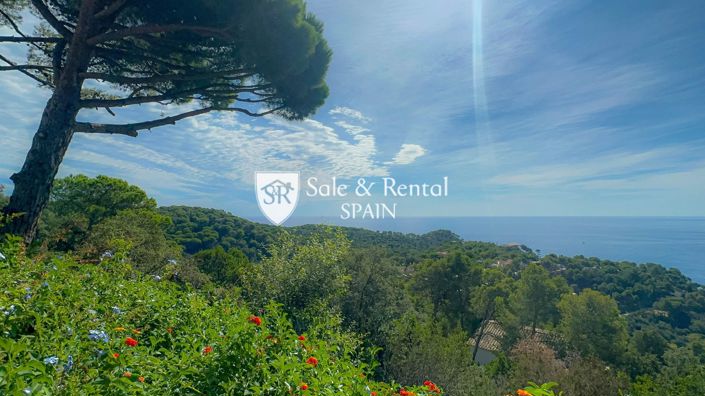 Image No.33-5 Bed Villa for sale