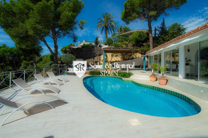 Image No.42-5 Bed Villa for sale