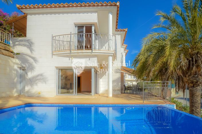 Image No.21-3 Bed Villa for sale