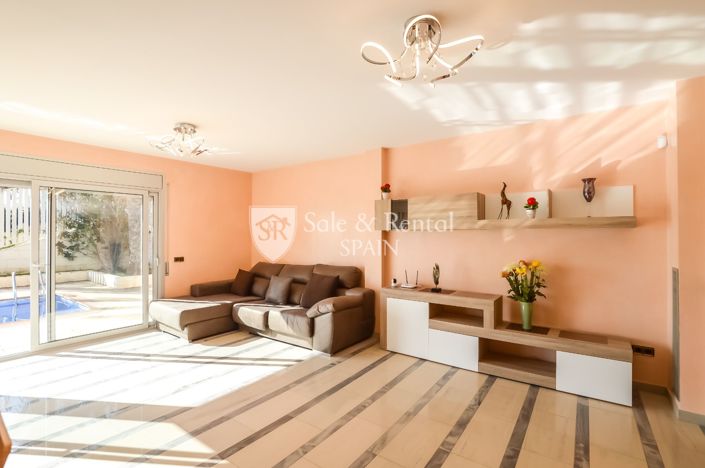 Image No.5-3 Bed Villa for sale