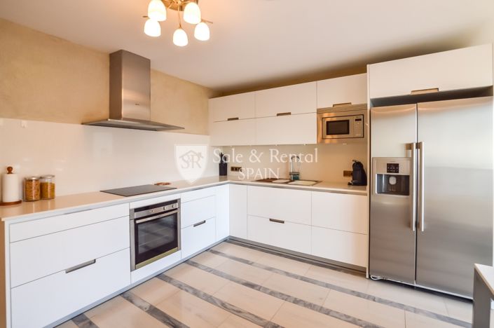 Image No.10-3 Bed Villa for sale