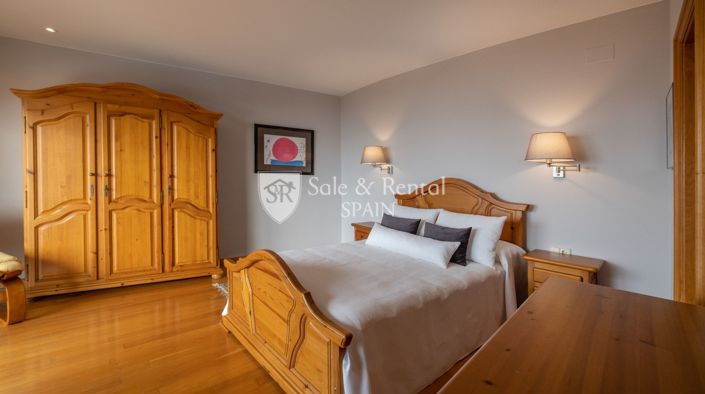 Image No.17-5 Bed Villa for sale