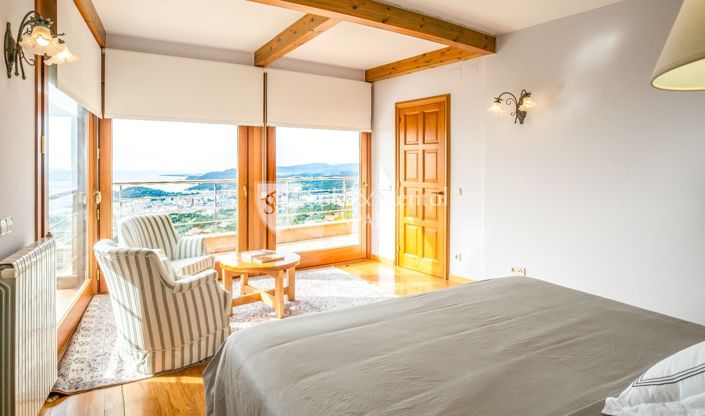 Image No.25-5 Bed Villa for sale