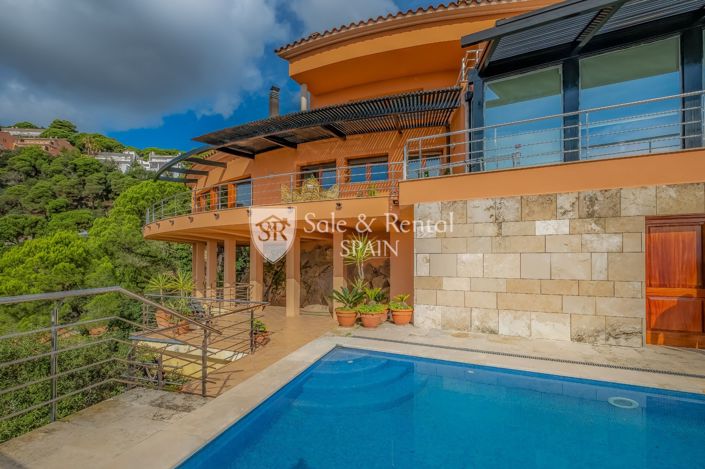 Image No.35-5 Bed Villa for sale