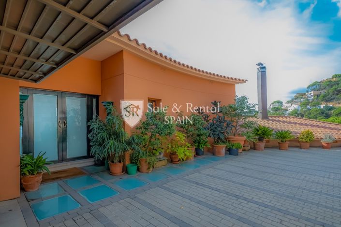 Image No.37-5 Bed Villa for sale