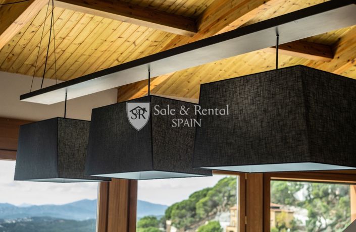 Image No.6-5 Bed Villa for sale