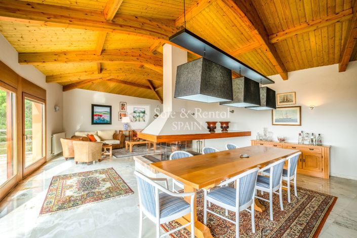 Image No.7-5 Bed Villa for sale