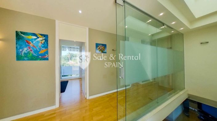 Image No.21-4 Bed Villa for sale