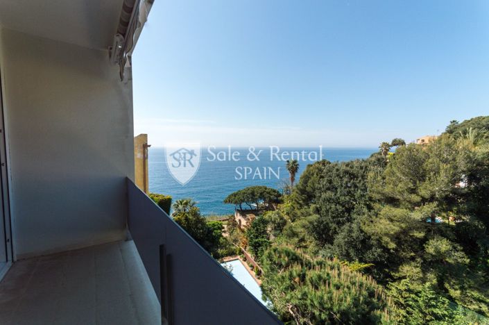 Image No.8-4 Bed Villa for sale