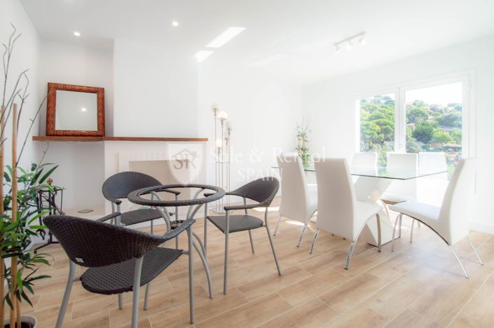 Image No.5-3 Bed Flat for sale