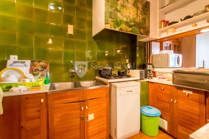 Image No.13-2 Bed Flat for sale