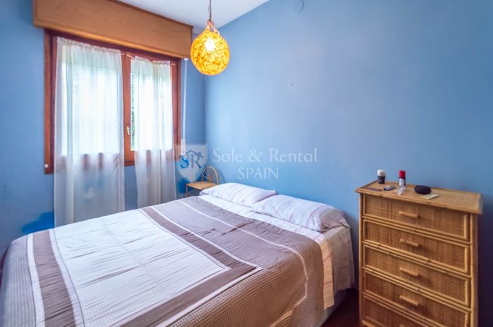 Image No.18-2 Bed Flat for sale