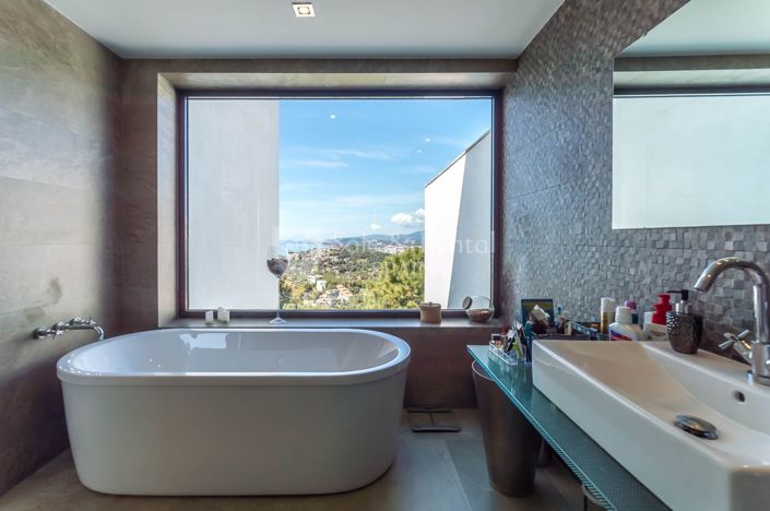 Image No.33-4 Bed Villa for sale