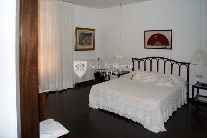 Image No.11-6 Bed Villa for sale