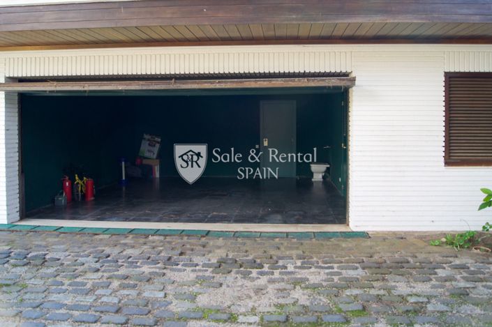 Image No.20-6 Bed Villa for sale