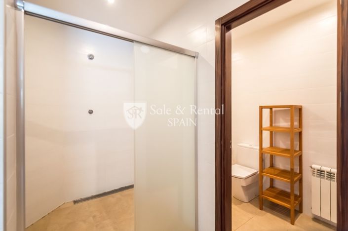 Image No.24-6 Bed Villa for sale