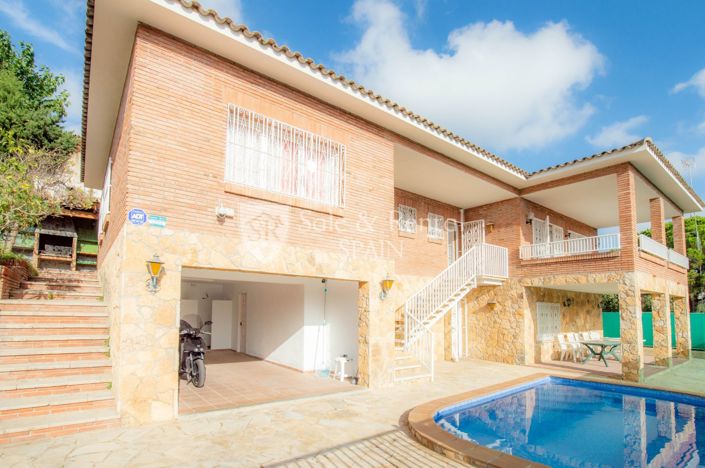 Image No.44-7 Bed Villa for sale