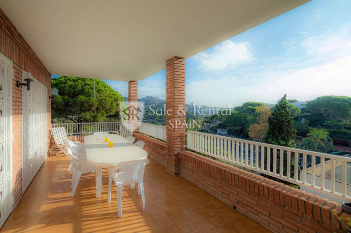 Image No.6-7 Bed Villa for sale
