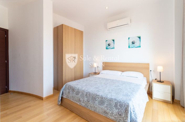 Image No.10-5 Bed Villa for sale