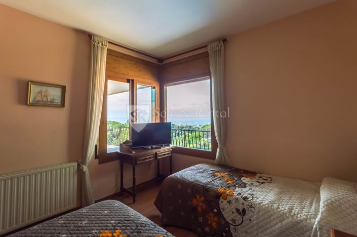 Image No.27-4 Bed Villa for sale