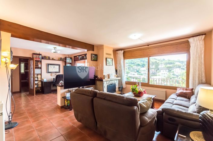 Image No.9-4 Bed Villa for sale