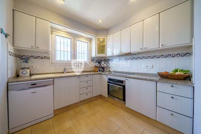 Image No.10-5 Bed Villa for sale