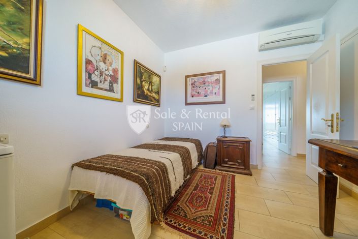 Image No.16-5 Bed Villa for sale