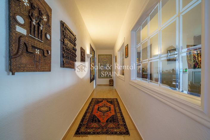 Image No.30-5 Bed Villa for sale