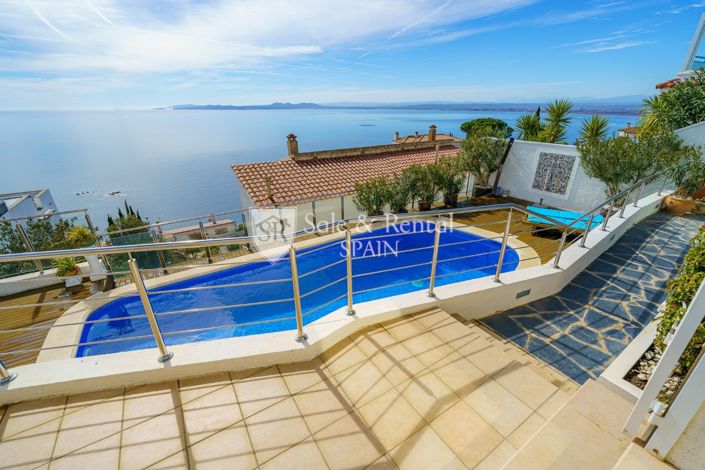 Image No.41-5 Bed Villa for sale