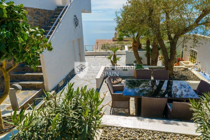 Image No.60-5 Bed Villa for sale