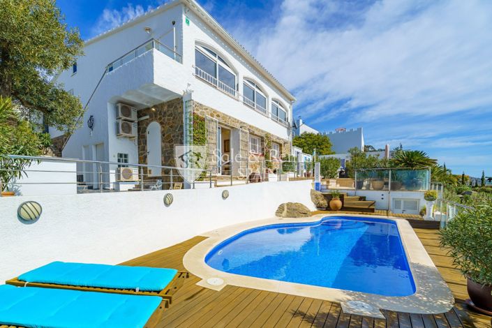 Image No.63-5 Bed Villa for sale