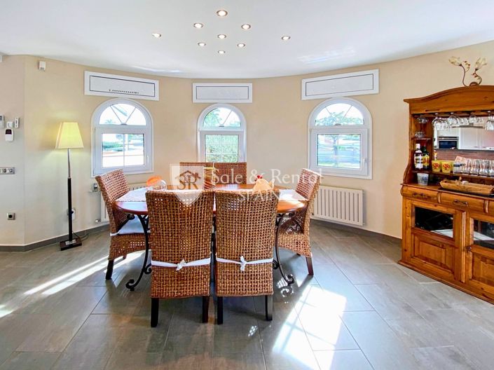 Image No.107-5 Bed Villa for sale