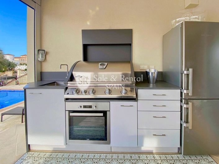 Image No.11-5 Bed Villa for sale