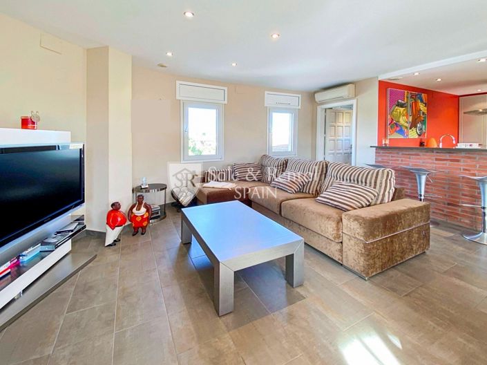 Image No.115-5 Bed Villa for sale