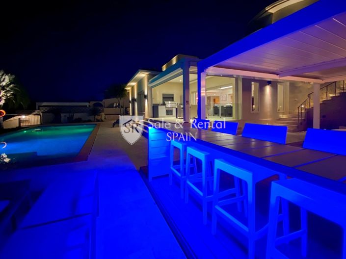 Image No.144-5 Bed Villa for sale