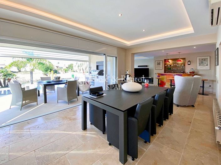 Image No.43-5 Bed Villa for sale